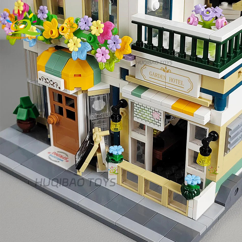 Mini Garden Hotel Micro-Brick City Build