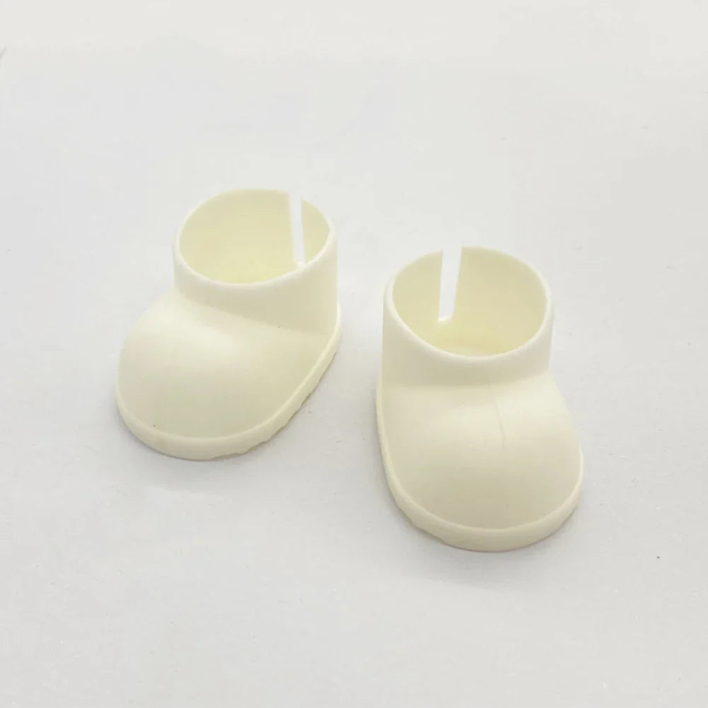 Labubu Christmas Dress-Up – Tiny Outfits, Big Holiday Energy!